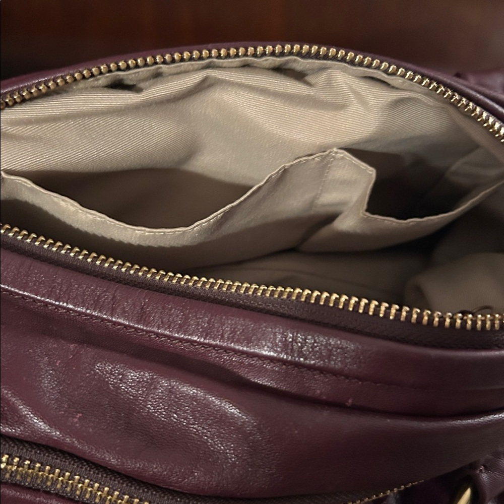 Coach Super Soft Burgundy Leather Handbag with removable shoulder strap - Picture 7 of 15